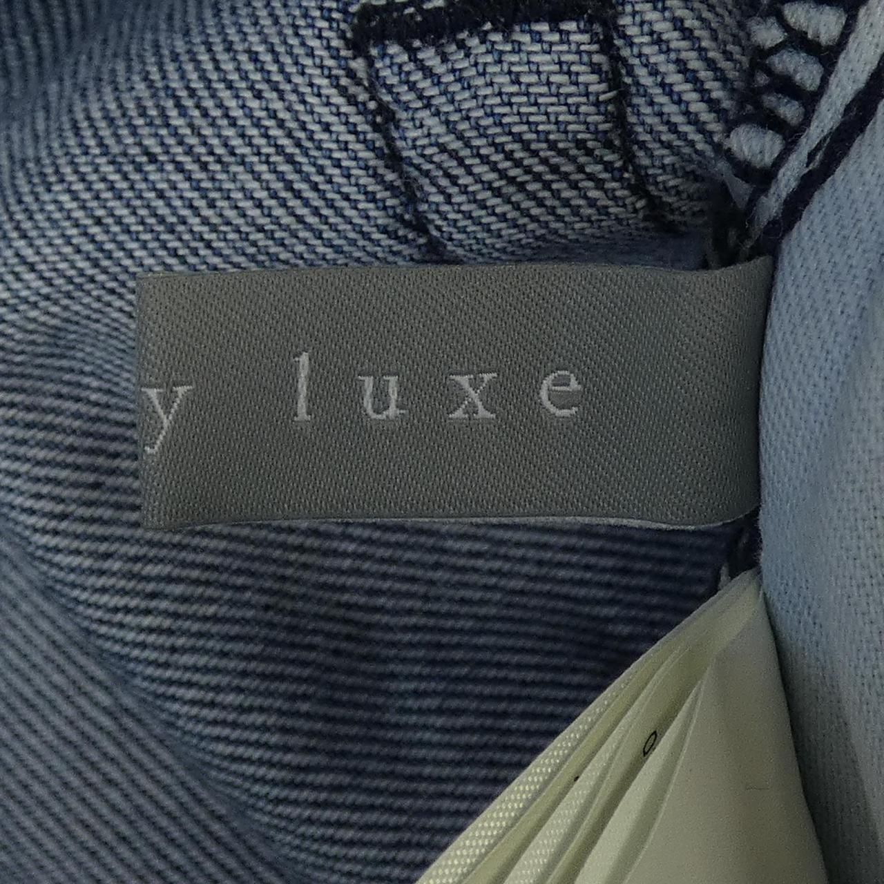 luxe 03-4106400
