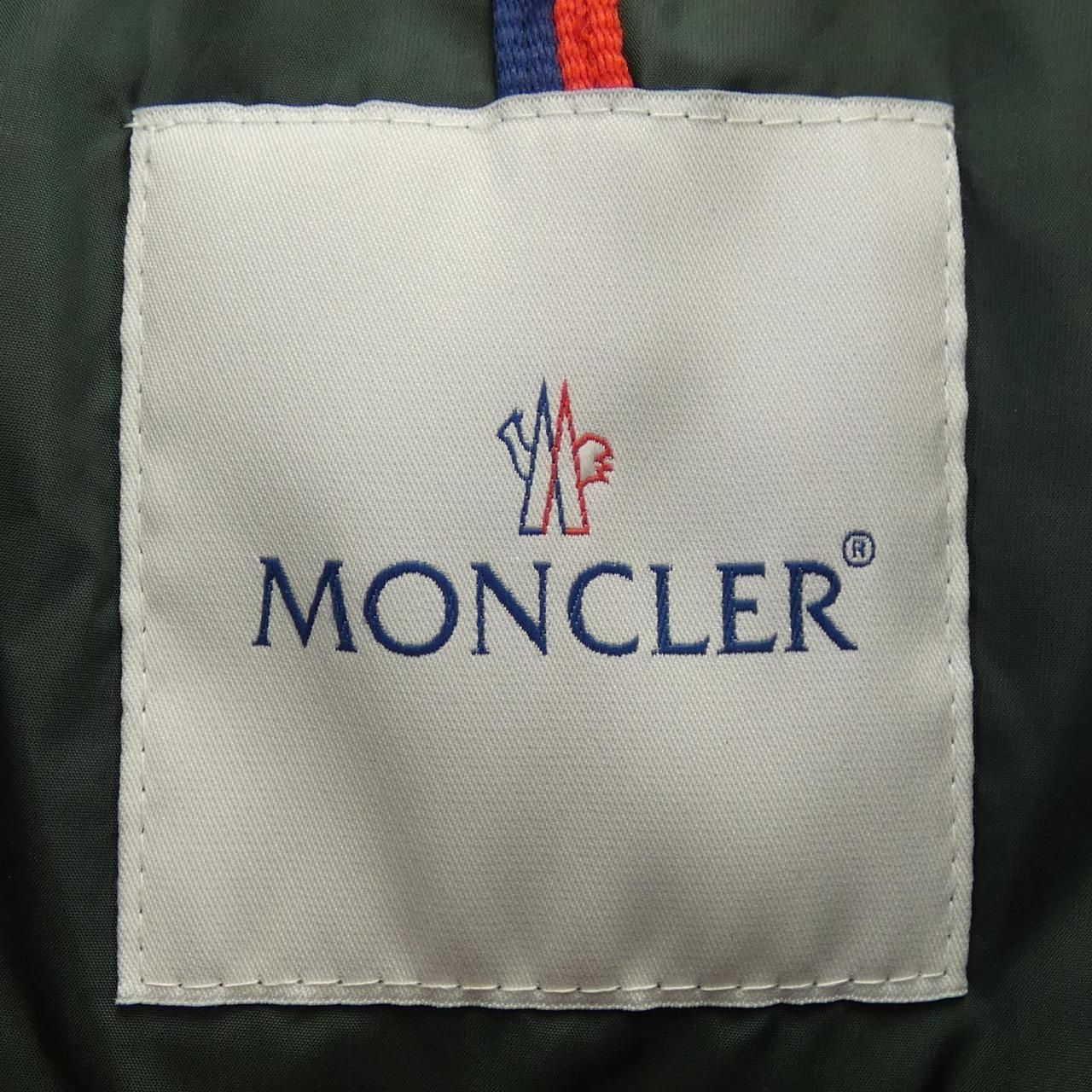 モンクレール MONCLER