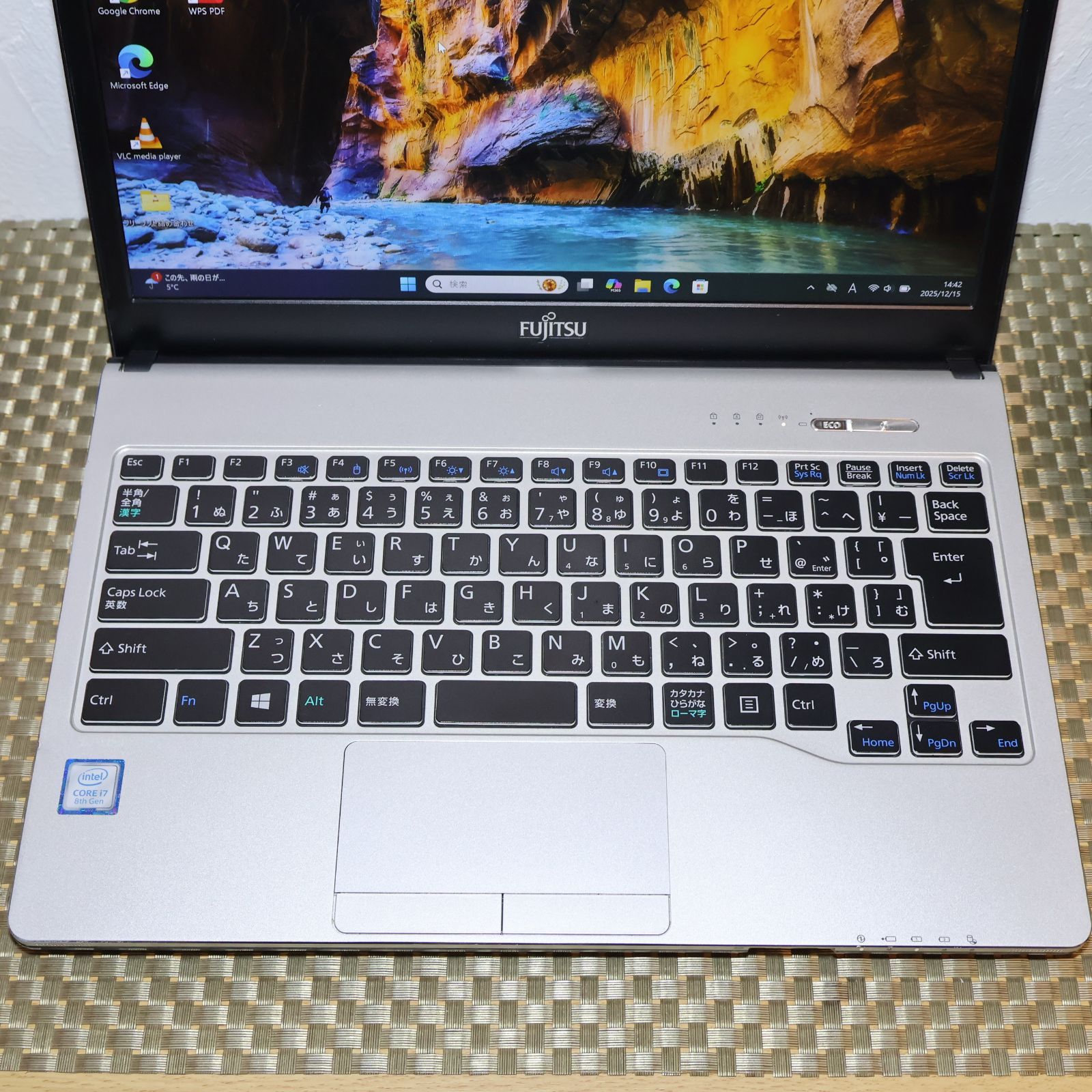 Win11公式対応8世代i7/メ8G/新品SSD/DVD/FHD/無線/カメラ - メルカリ