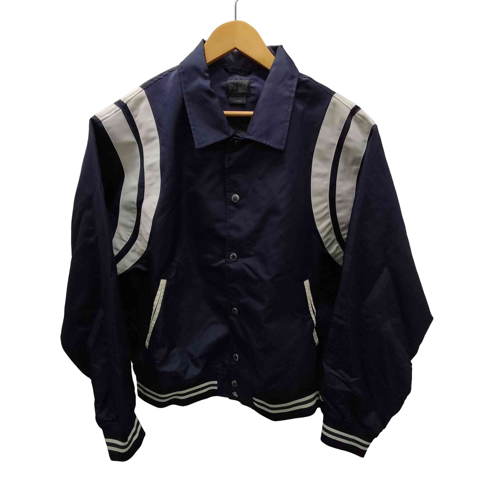 NEW ERA(ニューエラ) 23SS BLACK LABEL NYLON VARSITY JACKET ナイロン ヴァーシティ ジャケット メンズ import：XL 【中古】【ブランド古着バズストア】 ニューエラ NEW ERA 23SS BLACK LABEL NYLON VARSITY JACKET ナイロン