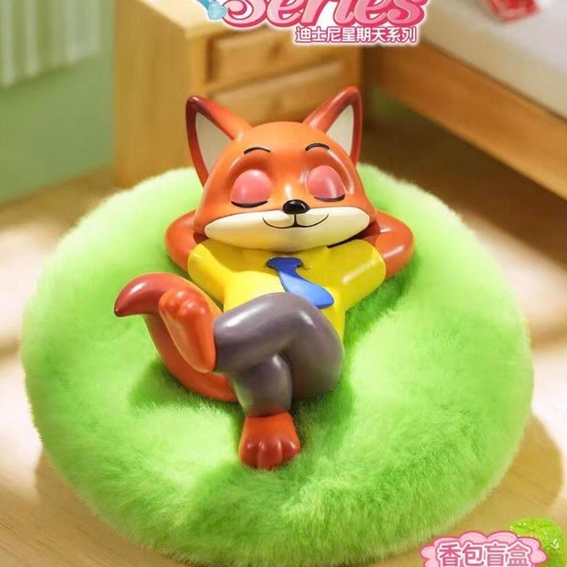 6種セット 海外限定 ディズニー BESTINE 日曜日 シリーズ フィギュア