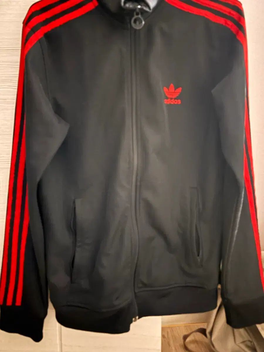 アディダス バッグ ナンバー88 黒赤ジャージ 実物