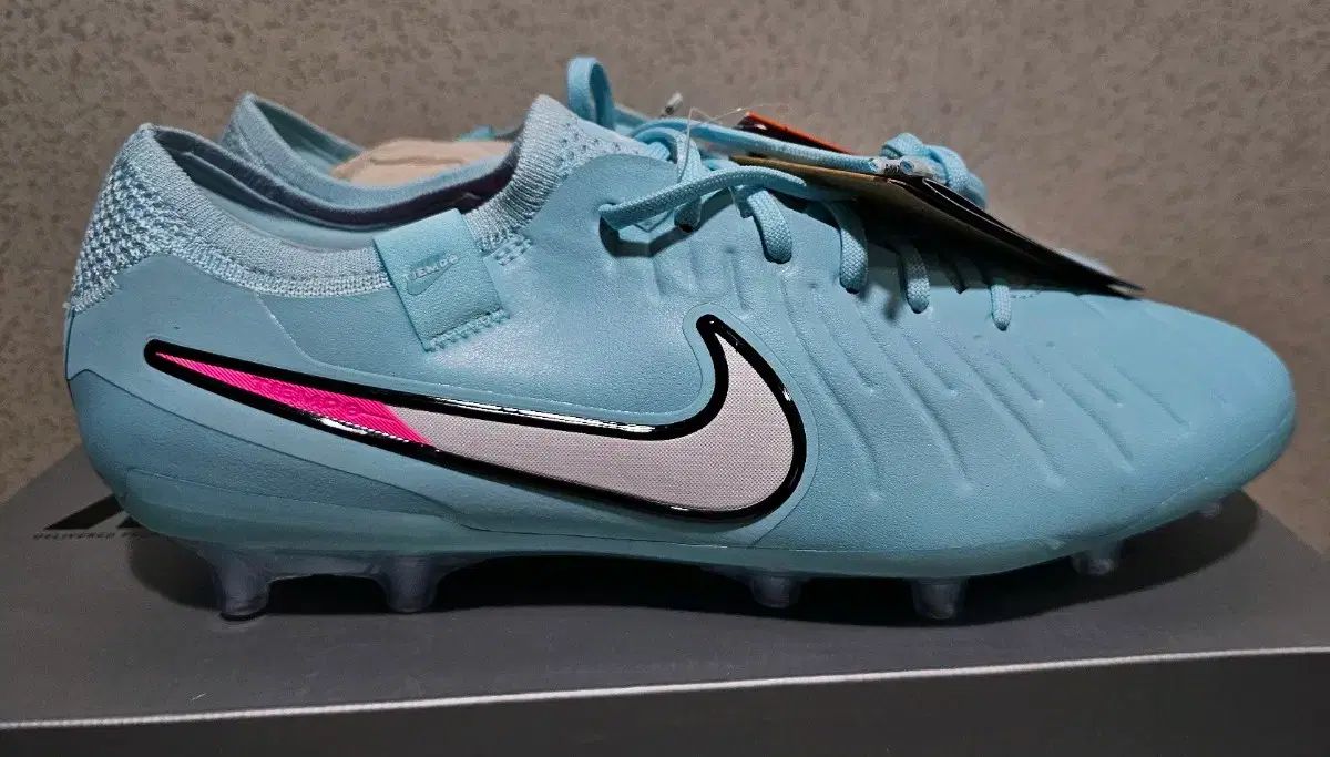 ナイキ ティエンポ10 エリート ag 275