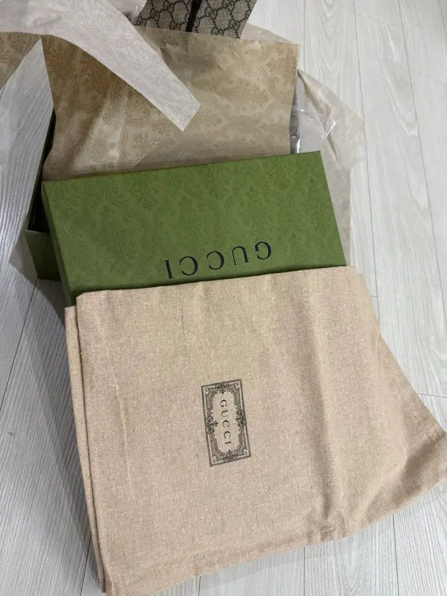  グッチ Supreme GUCCI アンクル ブーツ その他 ブーツ