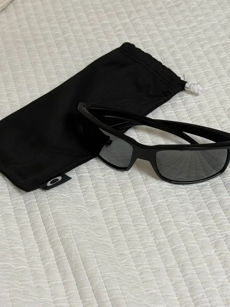 オークリー ギブストン ブラック サングラス ポーチ 含む