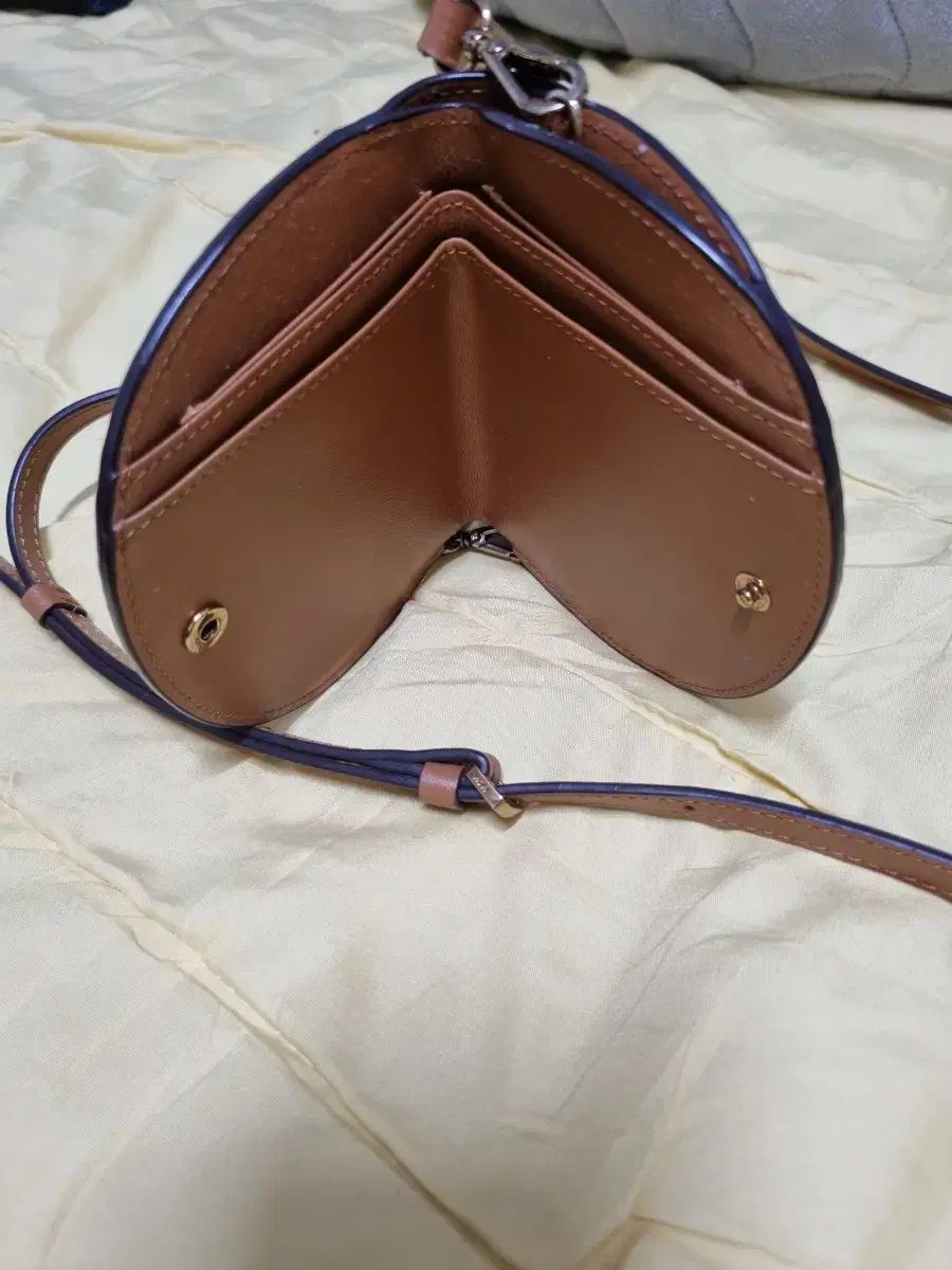 MCM ヴィセトス カードミニバッグ