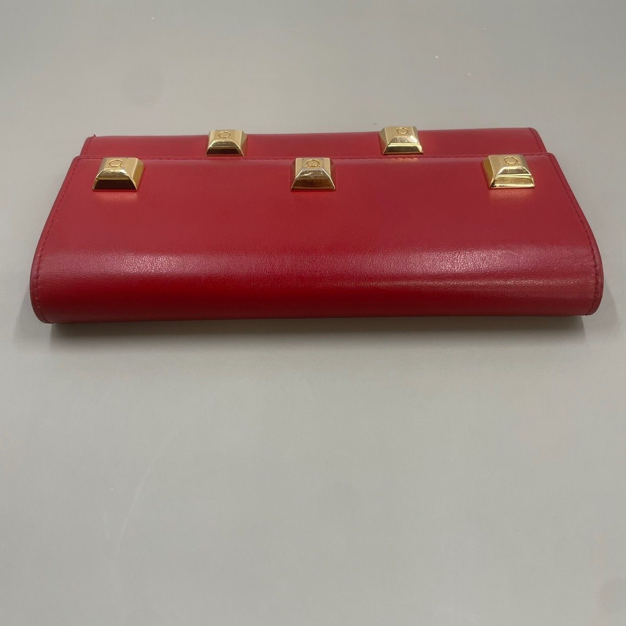 良品 Salvatore Ferragamo サルヴァトーレフェラガモ 長財布 ロング 