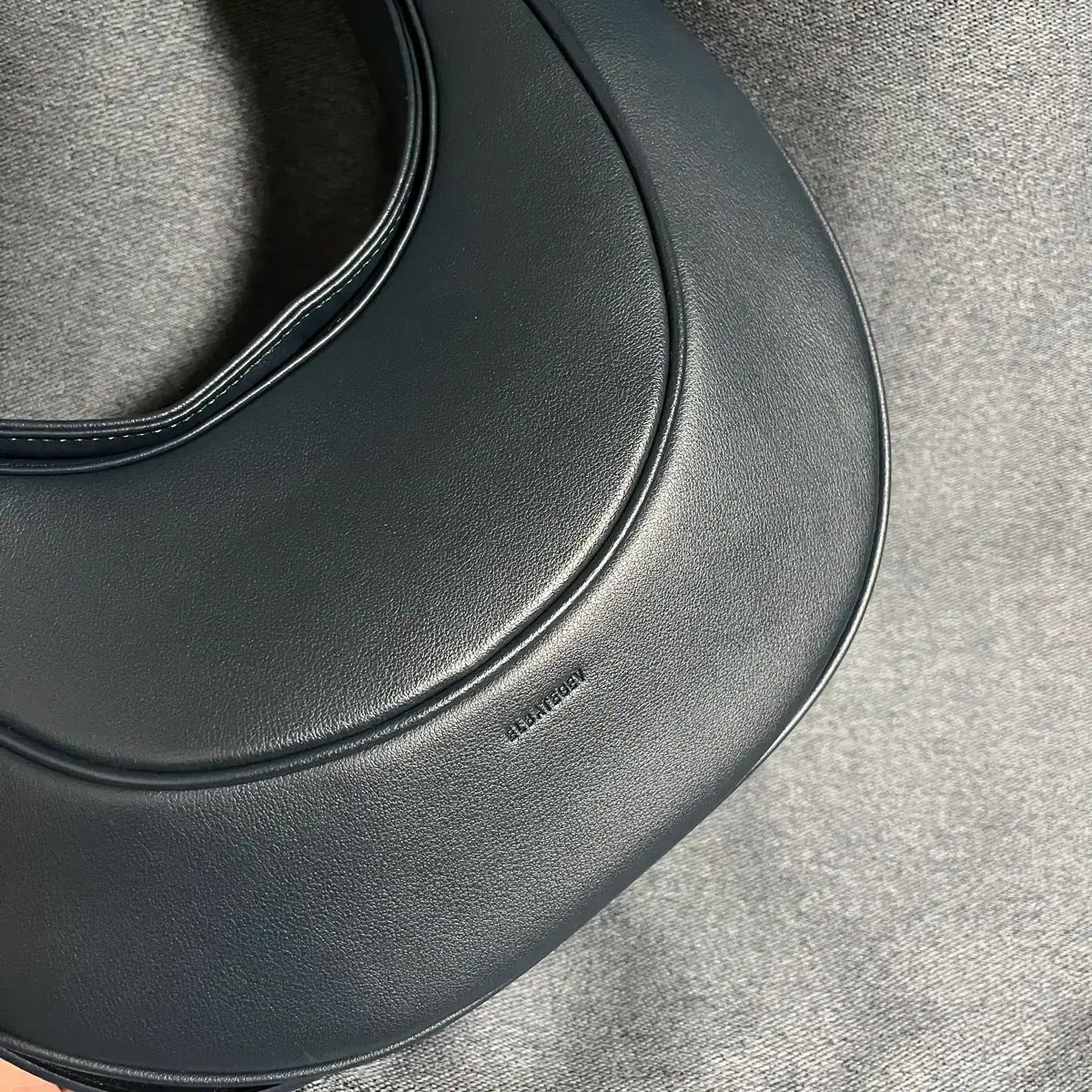 オストラ ミニバック