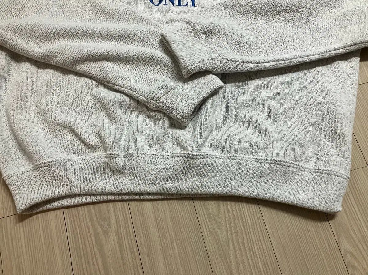 スウェットシャツ