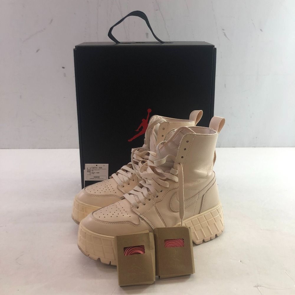 04 w 5516∞ NIKE WMNS AIR JORDAN 1 ナイキ ウィメンズ エア ジョーダン ブルックリン グアバアイス セイル FJ 5737-800 ピンクベージュ 26.5 cm スニーカーブーツ