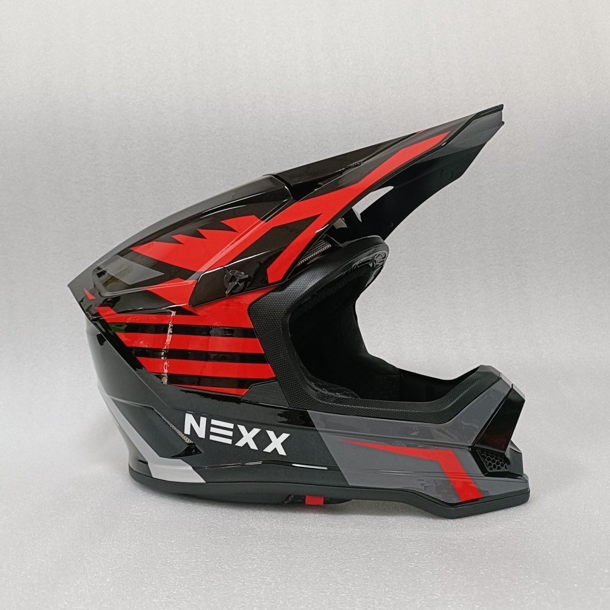 NEXX オフロードヘルメット フルフェイス DOT認証 軽量設計 内装脱着可 NEXX オフロードヘルメット フルフェイス DOT認証 軽量設計 内装脱着可