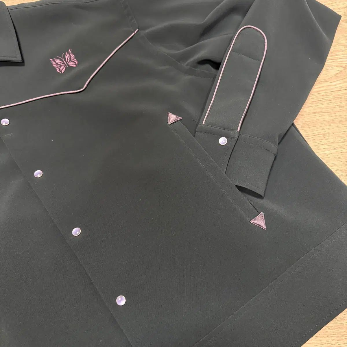 ニードルズ ウェスタン カウボーイ パイピング ジャケット アイビーグリーン 着回しアイテム テーラードジャケット 