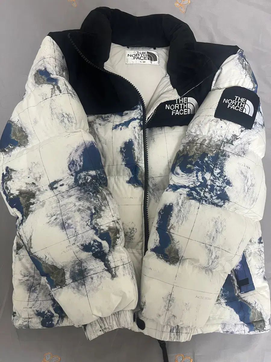 THE NORTH FACE ザノースフェイス 白ラベる 地球Nu ヌプシ s サイズ