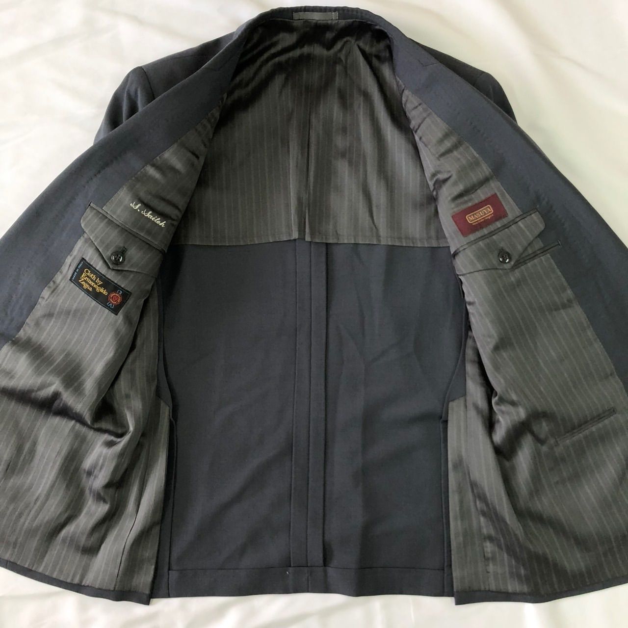 美品】Ermenegildo Zegna スーツ セットアップ グレー ストライプ A4