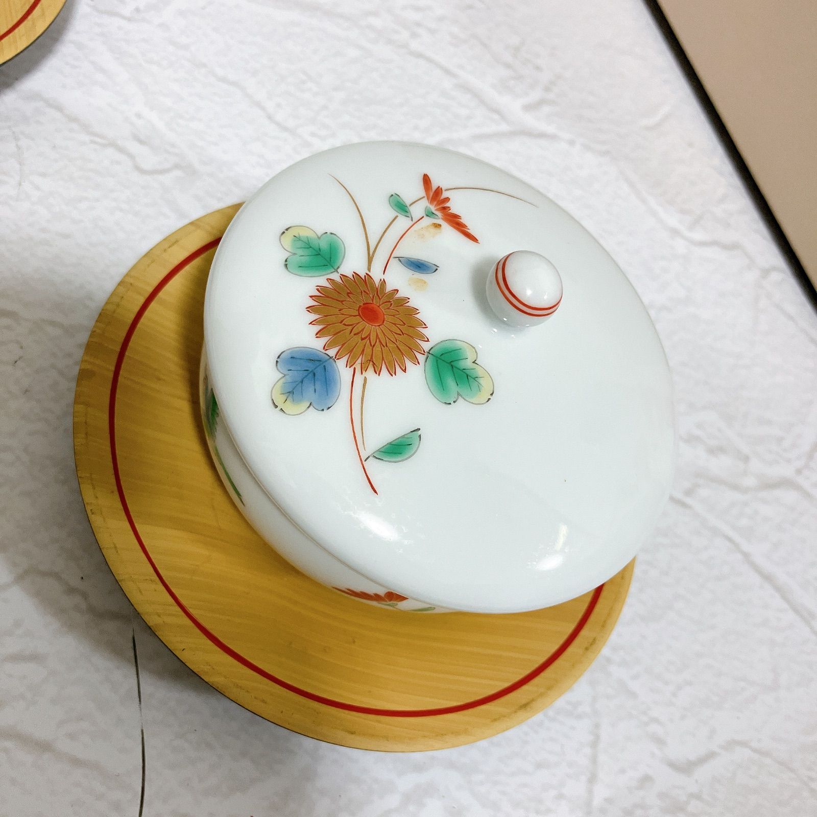  深川製磁 蓋付き湯呑み 5客セット き 菊小鳥 春型汲出揃 宮内庁御用達 金彩 湯飲み 日本茶用品 茶器