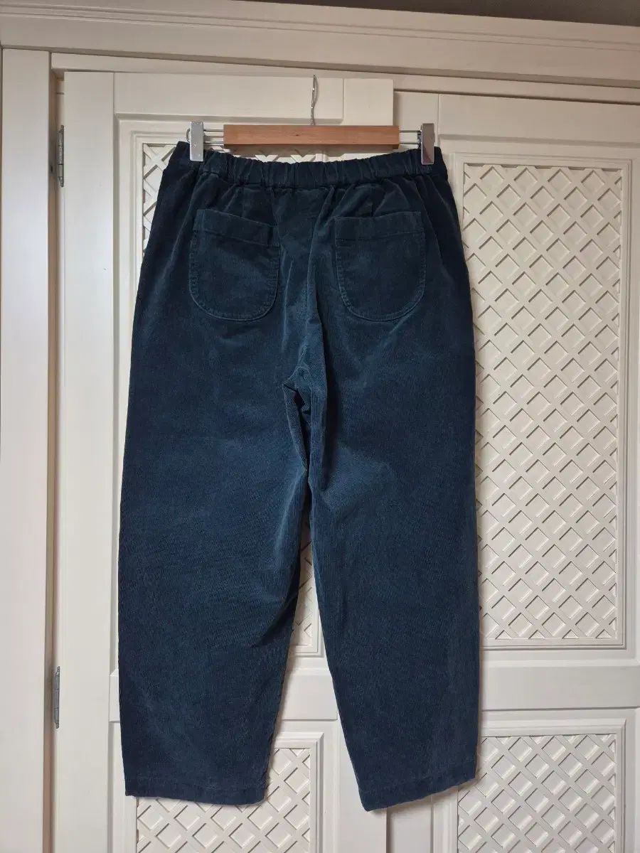 ISAE イセ バギーフィット コーデュロイ パンツ