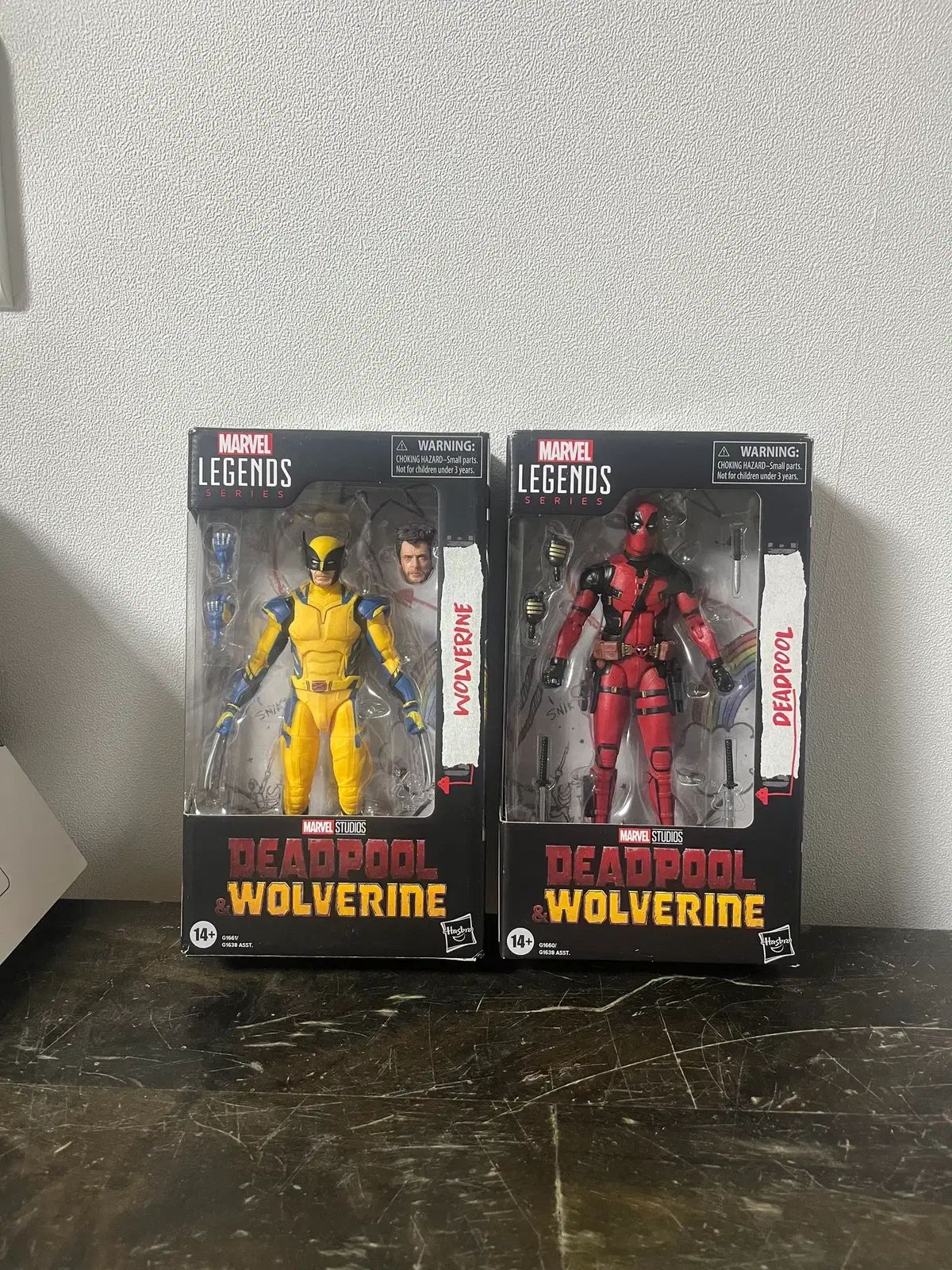 新品未開封) マーベルレジェンド デッドプール ウルヴァリン セット