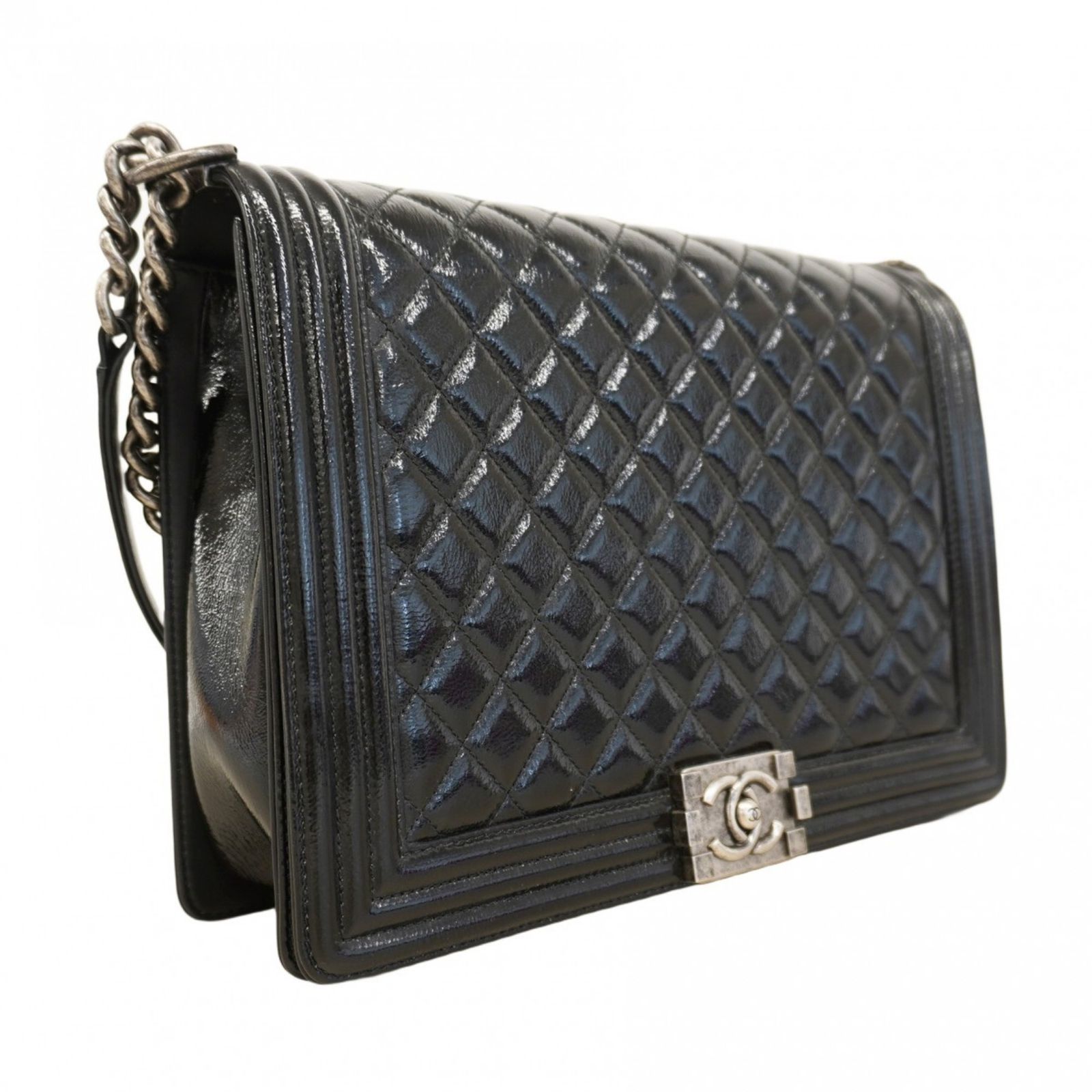 シャネル Chanel ショルダーバッグ ボーイシャネル チェーンショルダー パテントレザー ブラック レディース