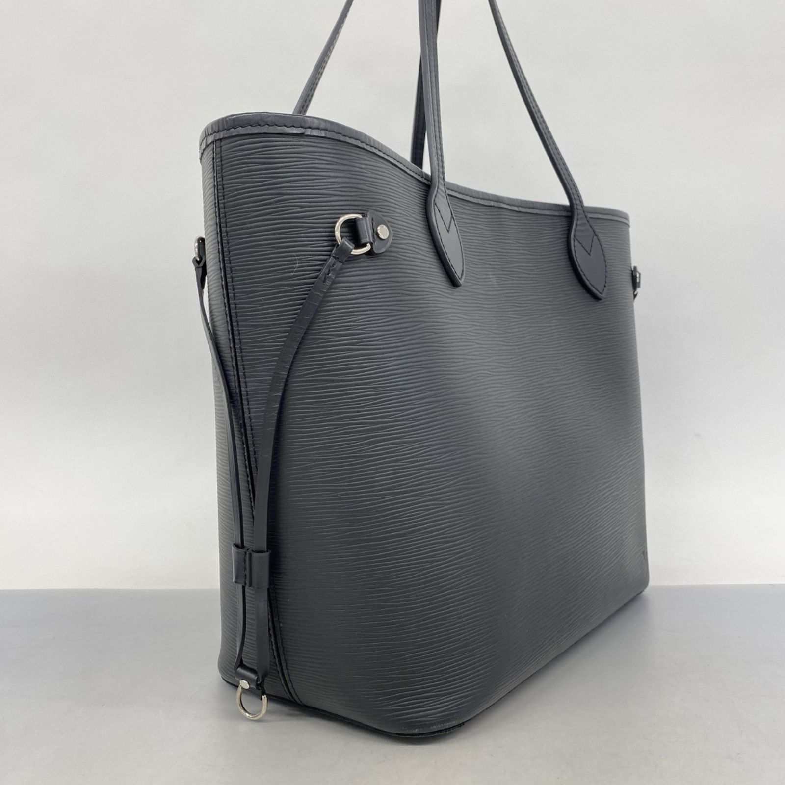 ルイ ヴィトン Louis Vuitton トートバッグ エピ ネヴァーフルMM M 40932 ノワールレディース