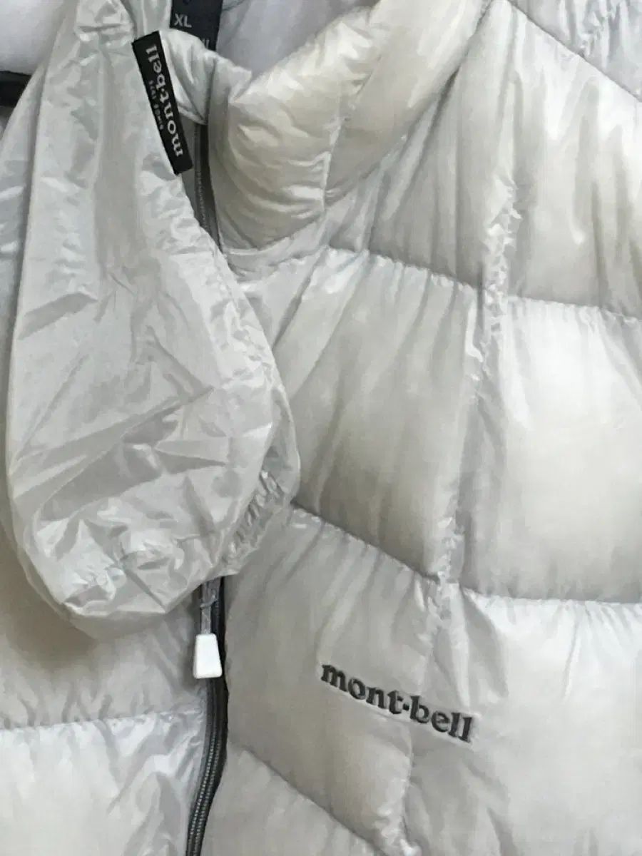 XL モンベル シューペリオール ダウン ジャケット ライト グレー
