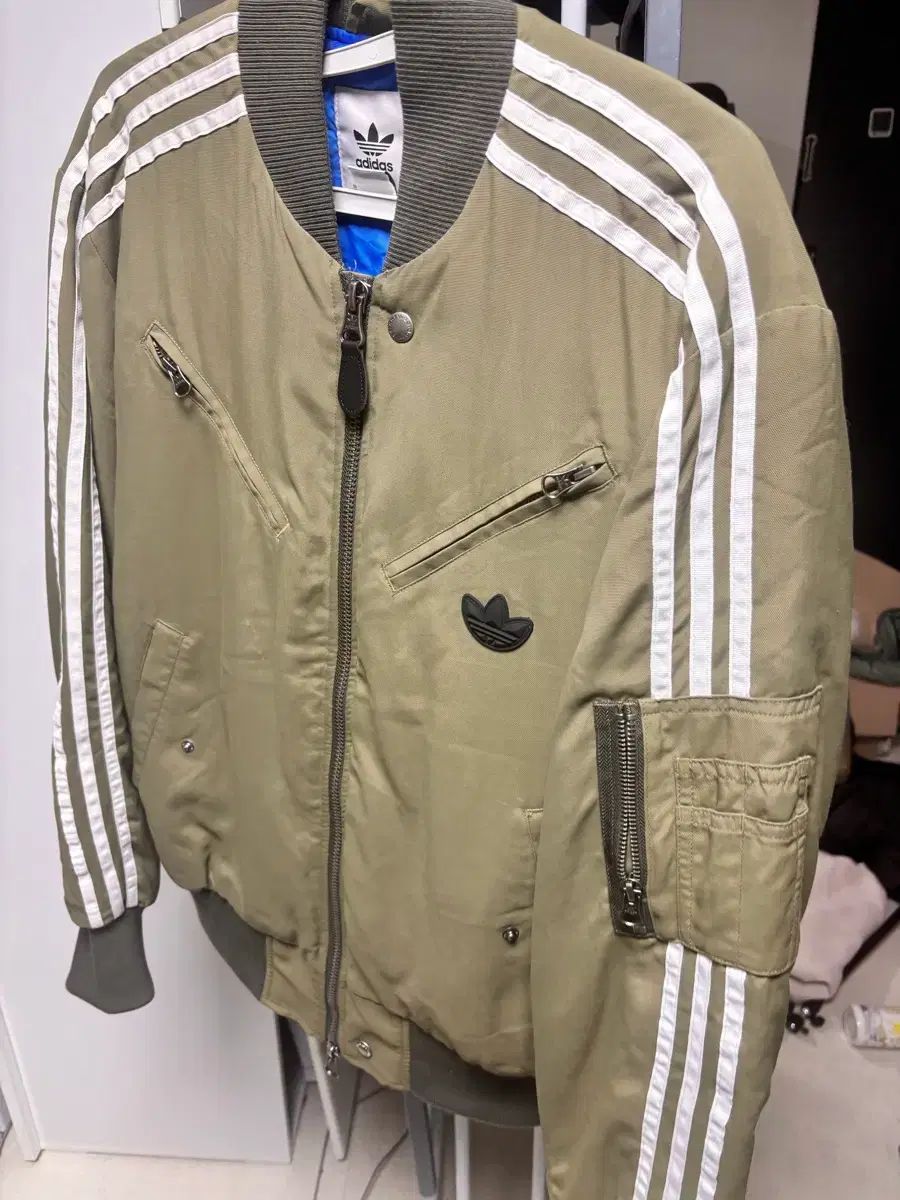 アディダス オリジナルス ジャケット
