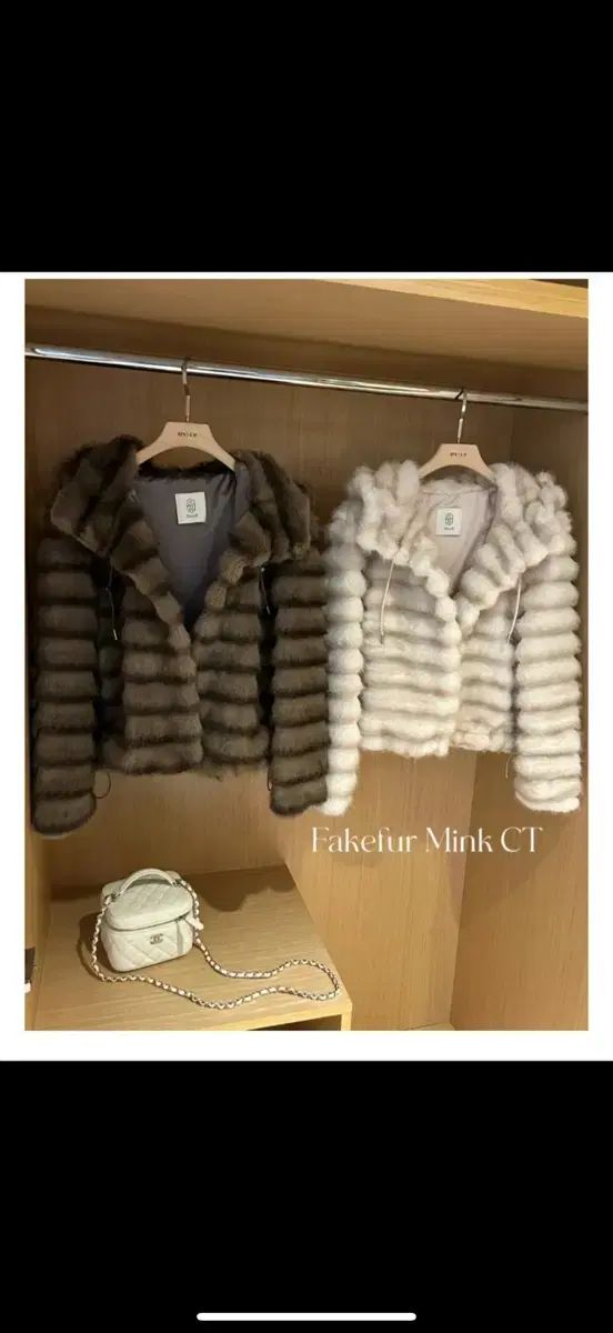 ポンポン ファー フードジャケット ほぼ