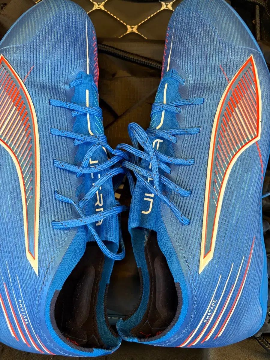 プーマ ウルトラ