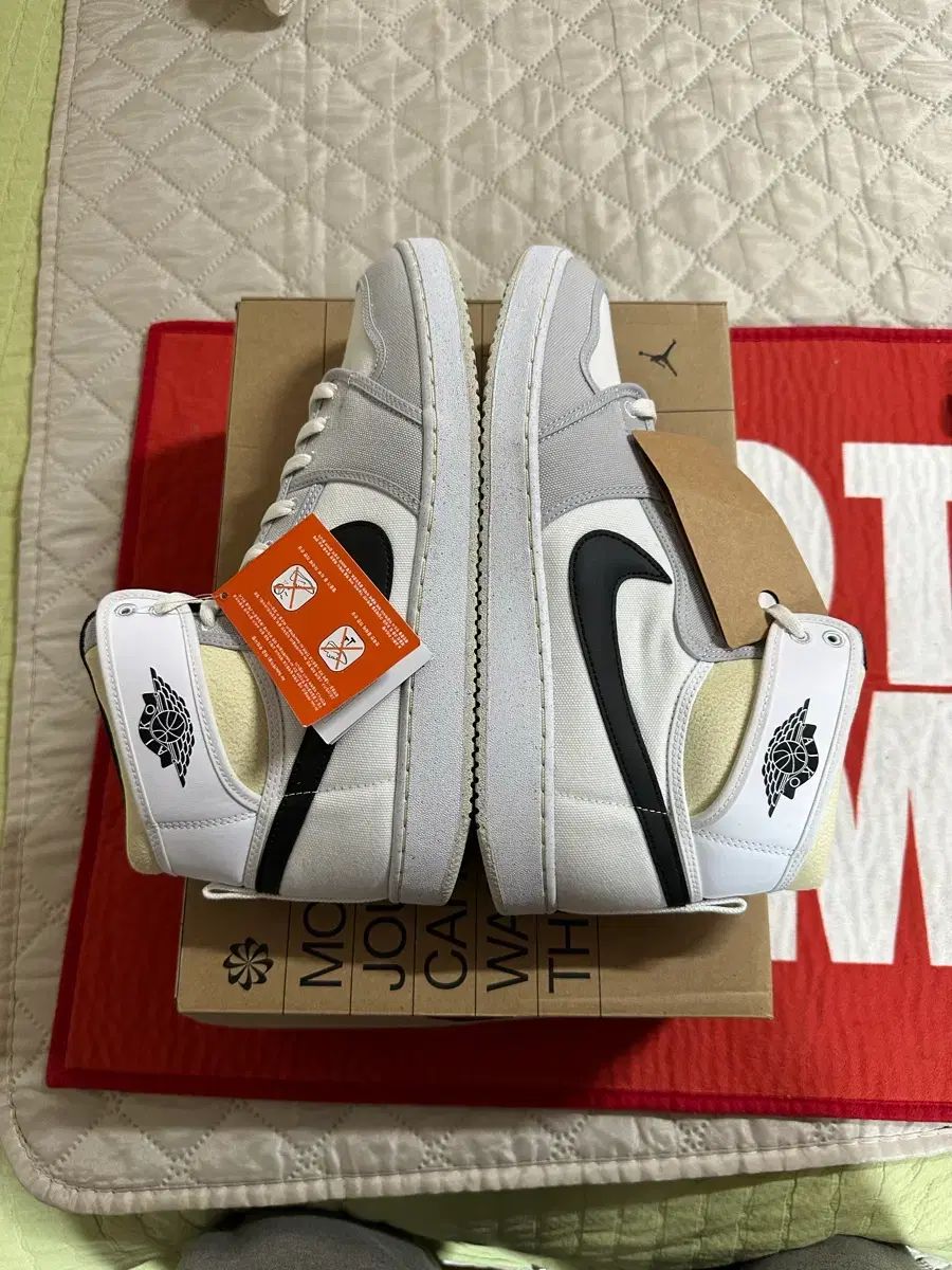  ジョーダン 1 ajko 白黒 300 サイズ シューズ(男性用) バスケットボール