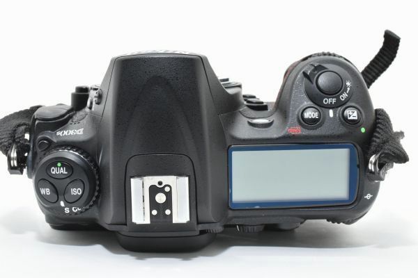 新品級｜Nikon D300s ショット数 862 枚 デジタル一眼レフカメラ