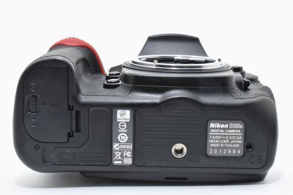 ショット数479回 Nikon D300S 未使用クラス 本箱 #8014 ショット数479回 Nikon D300S 未使用クラス 本箱 #8014 ショット数479回