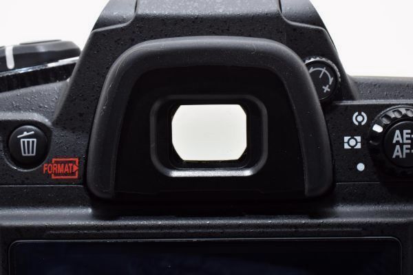 デジタル一眼レフカメラ