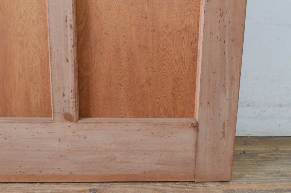  現状販売 マス目格子蔵戸 アンティーク建具 ヒノキ材 きつね格子 狐格子 升目格子戸 玄関戸 引き戸 4～7営業日前後で発送 修理加工希望の方3ヶ月程で発送 R-065074 ドア 扉 板戸 障子 住宅設備