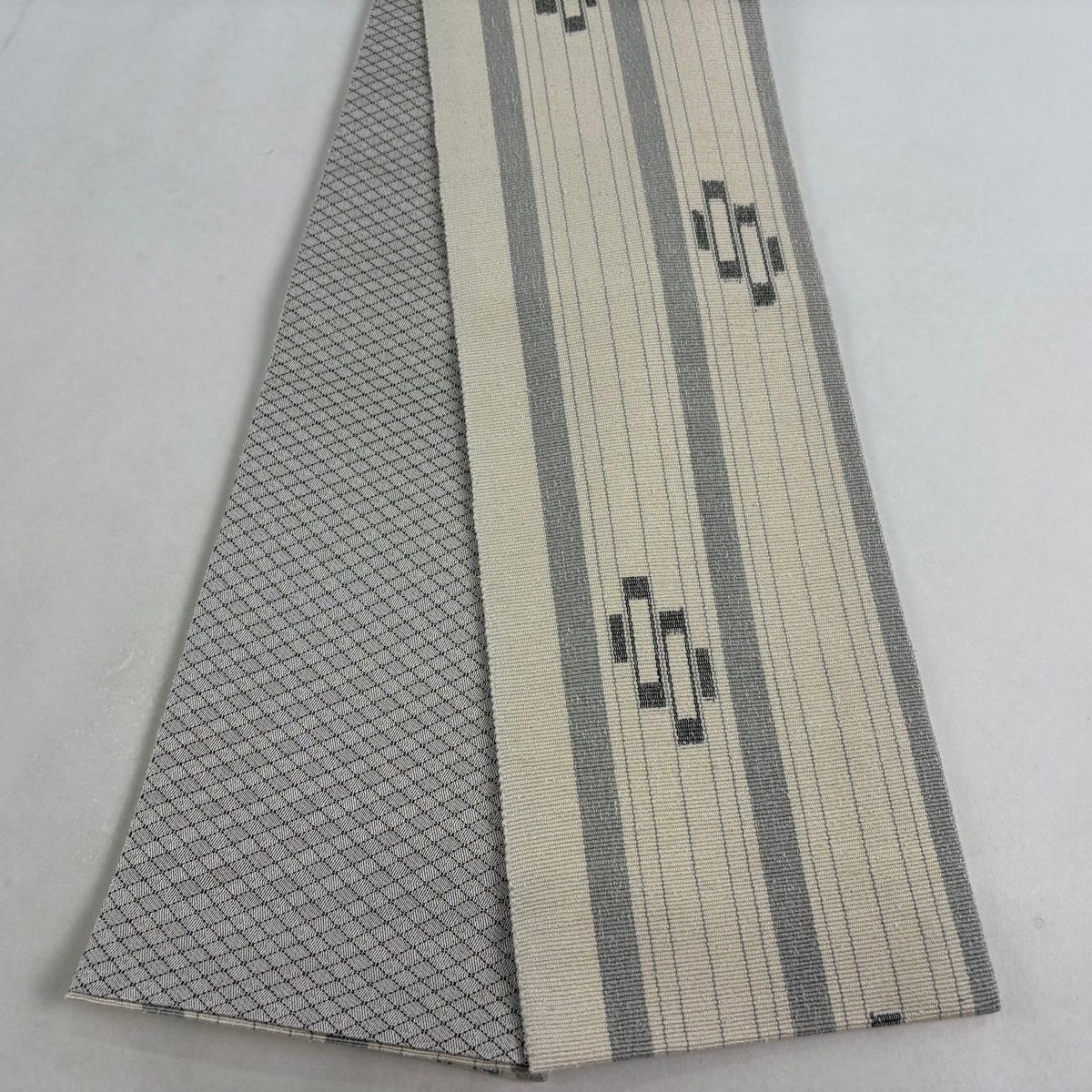 半幅帯 縞 幾何学 クリーム 正絹