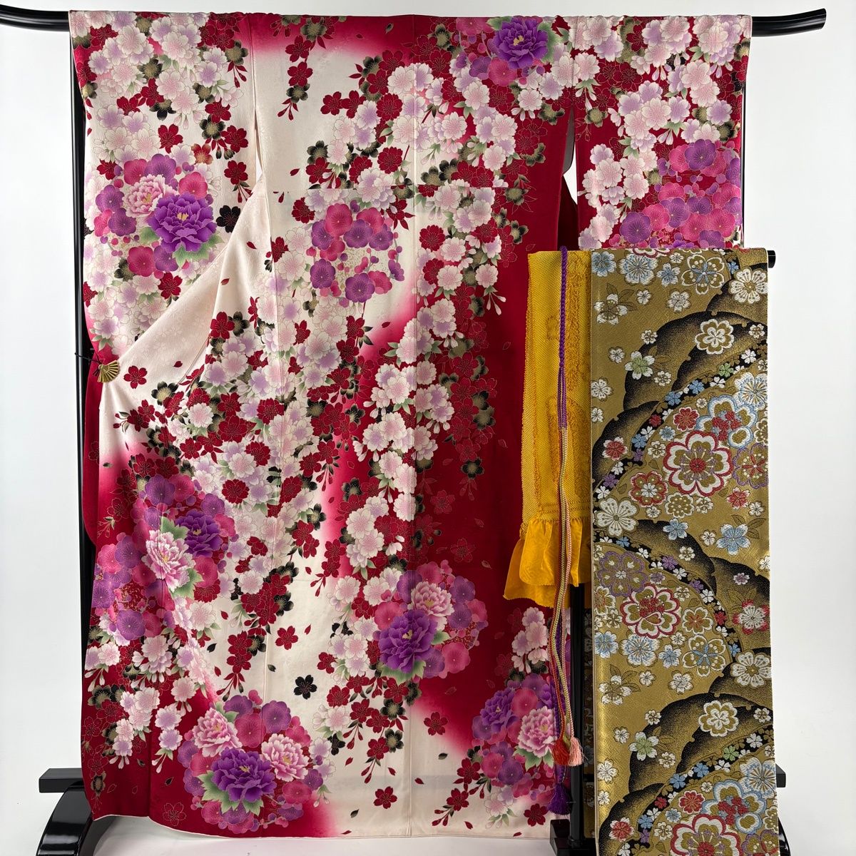 振袖 身丈169 5 cm 裄丈66 M 袷 袋帯フルセット 牡丹 桜 箔 刺繍 赤 正絹