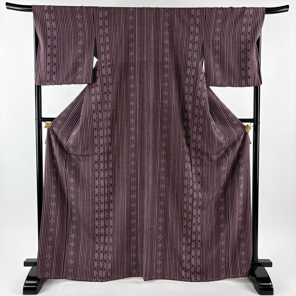 小紋 身丈168 cm 裄丈68 L 袷 洛楽人 縦縞 幾何学模様 紫 正絹