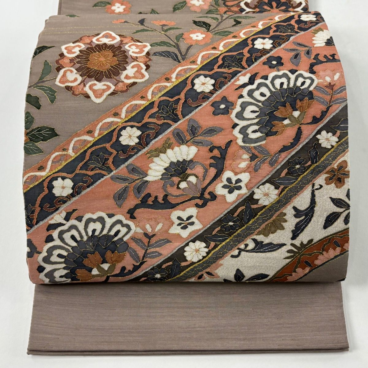 袋帯 草花 斜縞 金銀糸 灰茶 お太鼓柄 正絹