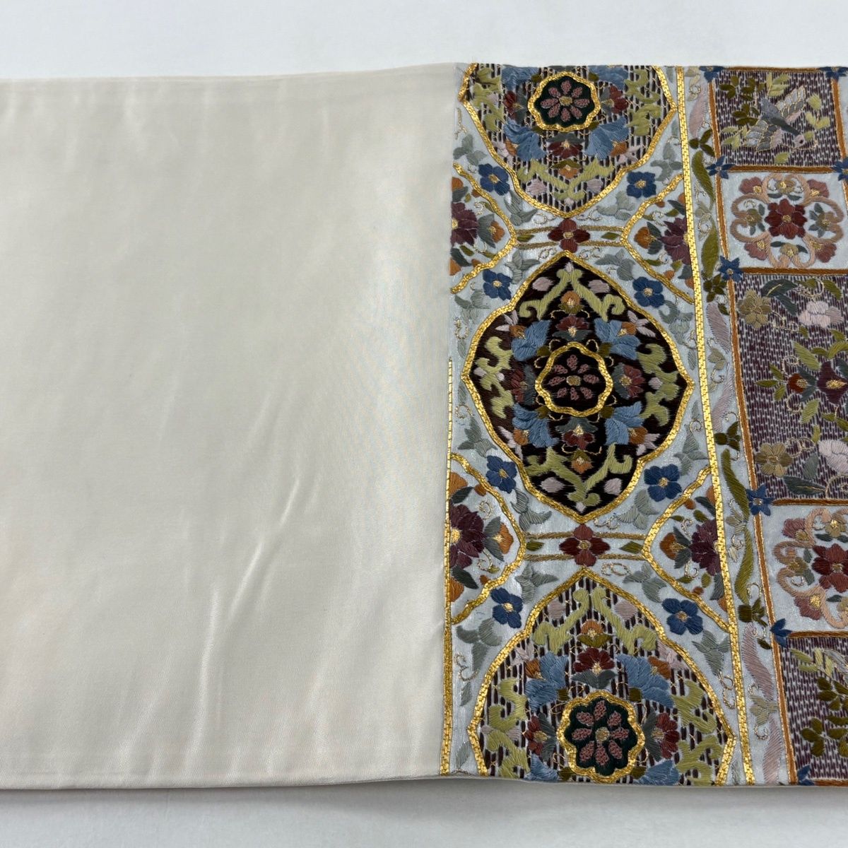  袋帯 華文 草花 刺繍 金糸 銀色 六通 正絹 袋帯 帯