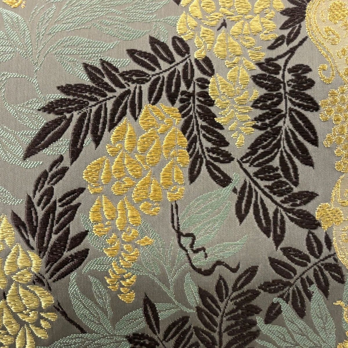 美品】 袋帯 逸品 山口美術織物 落款 藤に葡萄唐草文 金糸 刺繍 灰茶