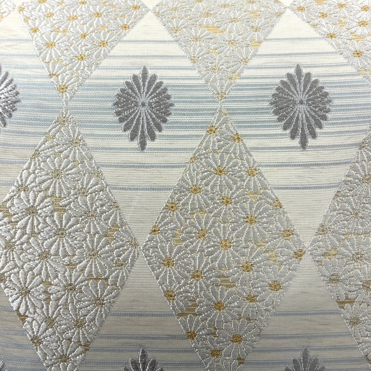 袋帯 菱 花 刺繍 箔 クリーム 六通 正絹