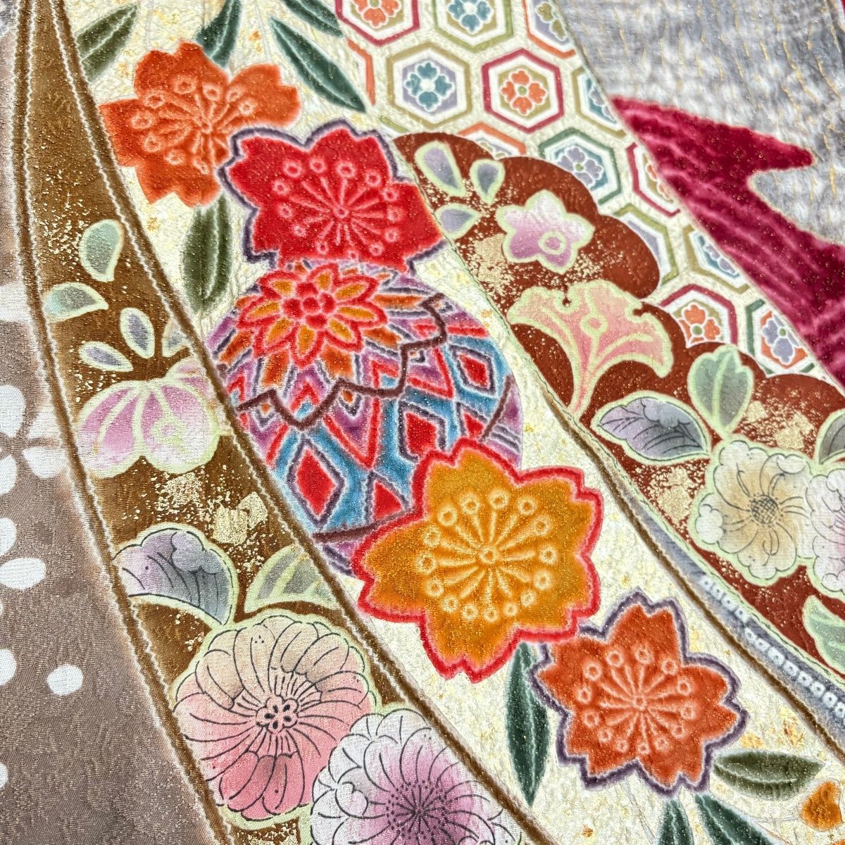  振袖 身丈161.5 cm 裄丈68 L 袷 熨斗 桜 金通し 絞り 赤 正絹 振袖 着物