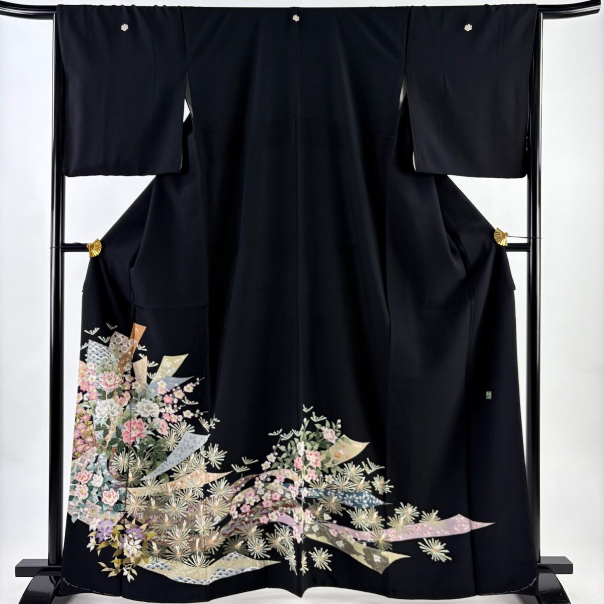 黒留袖 身丈165cm 裄丈66cm M 袷 小田美知代 加賀友禅 落款 証紙 花
