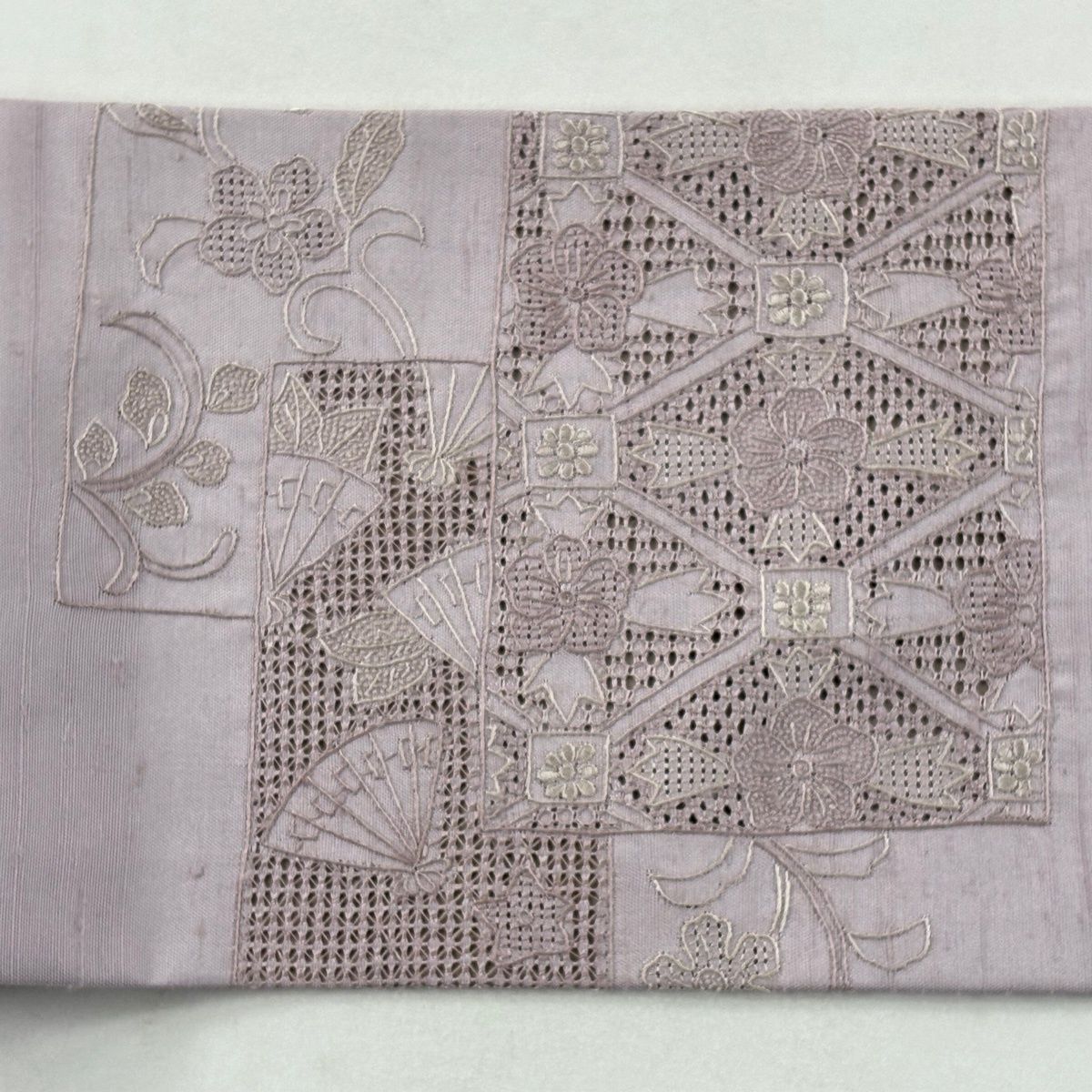  名古屋帯 秀品 紬地 草花 刺繍 薄紫 正絹 名古屋帯 帯