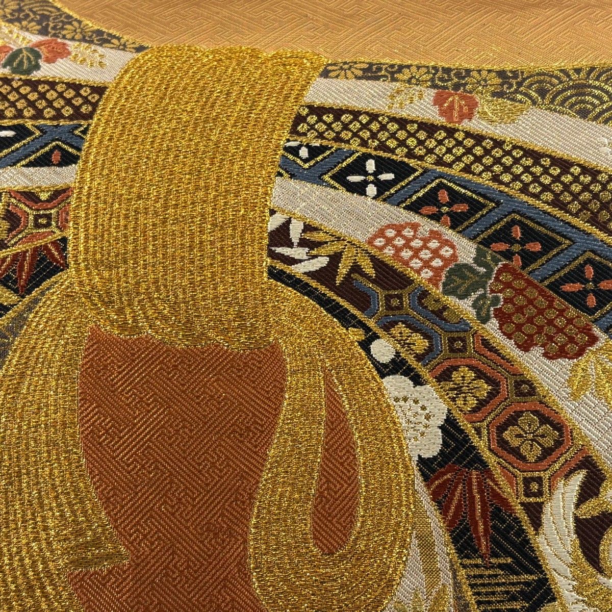 袋帯 秀品 束ね熨斗 松竹梅 金色 全通 正絹