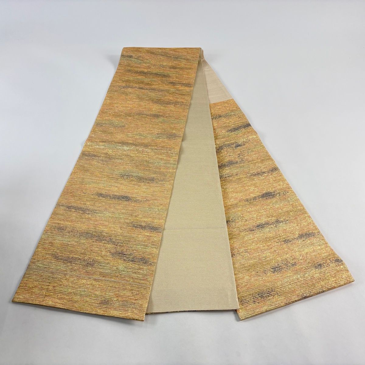  袋帯 秀品 霞 幾何学模様 箔 金彩 金色 六通 正絹 袋帯 帯