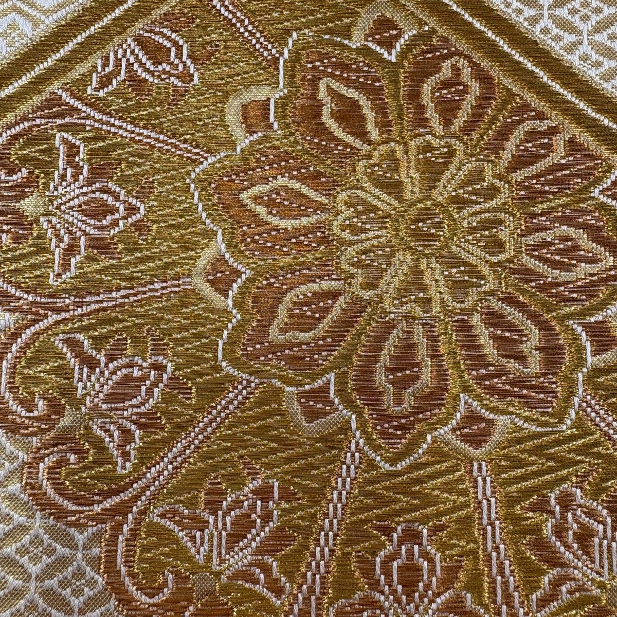 袋帯 秀品 蜀江文 華文 唐織 箔 金色 全通 正絹