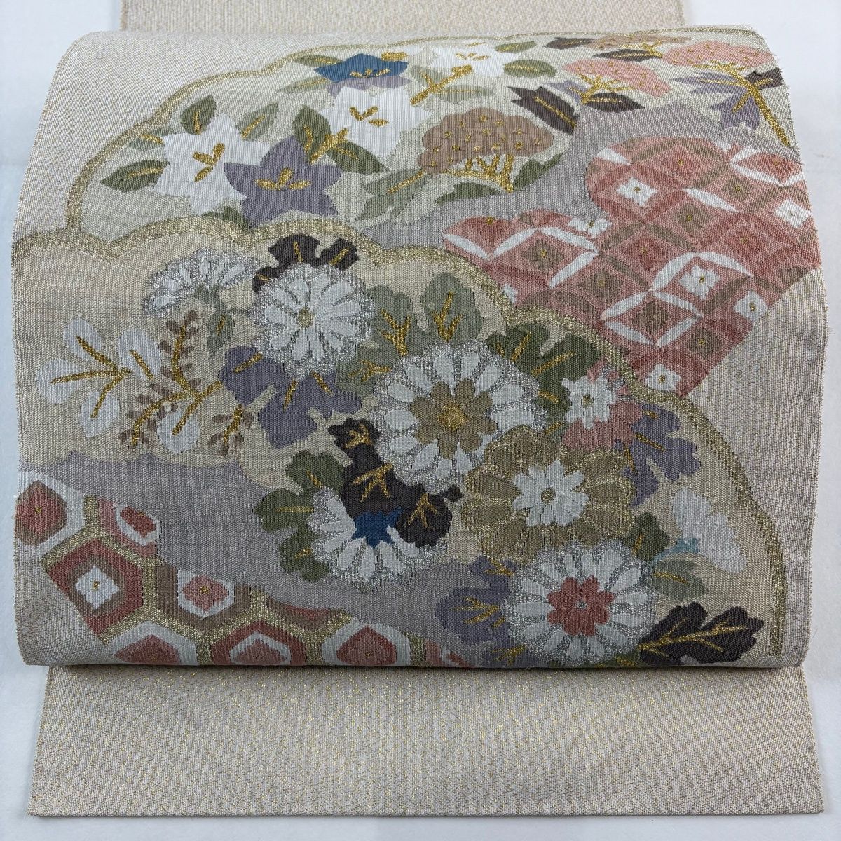 名古屋帯 秀品 八寸名古屋帯 松葉仕立て 秋草 七宝 金銀糸 箔 クリーム 正絹