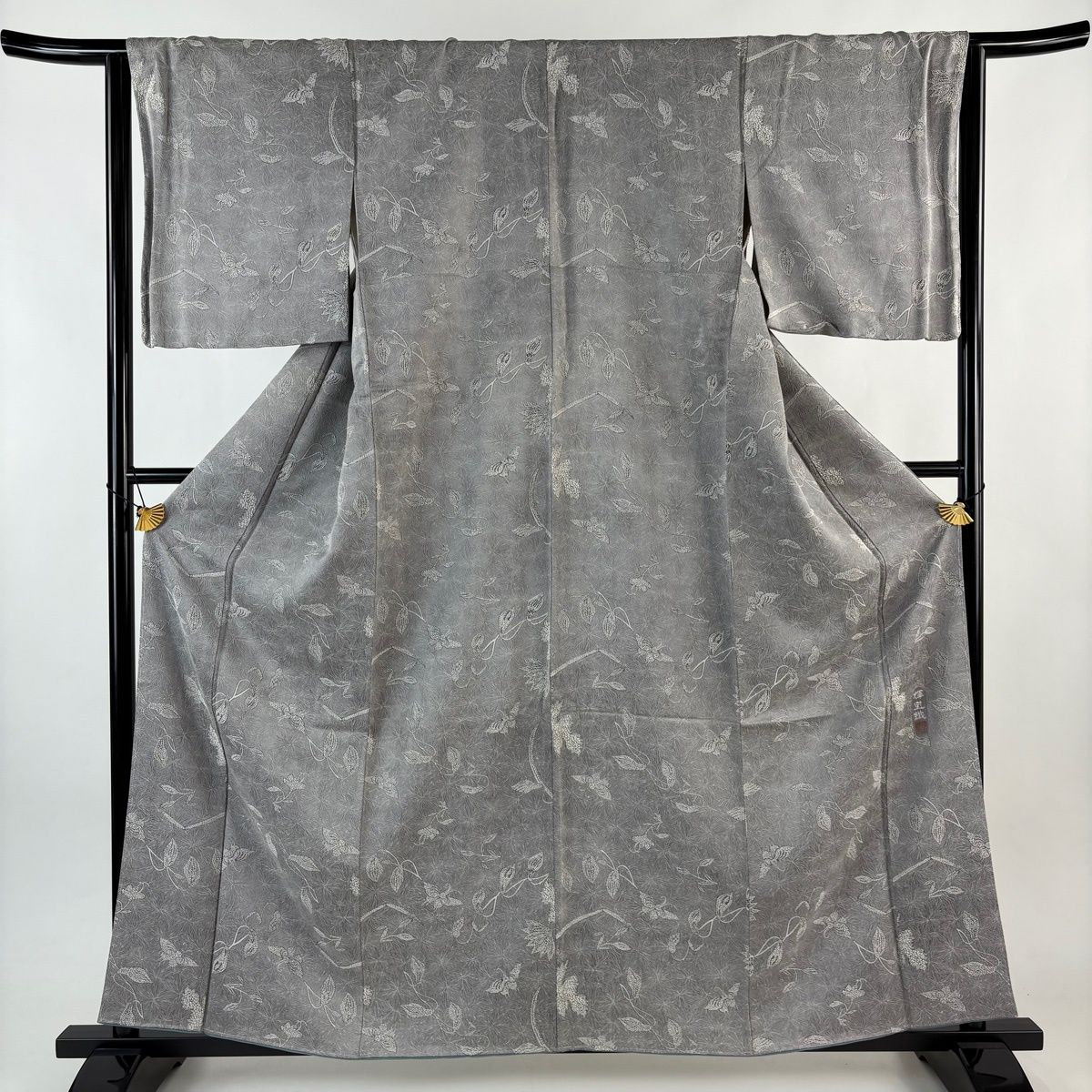 小紋 身丈159 cm 裄丈64 5 M 袷 輝宝織 落款 蝶 葉柄 灰色 正絹