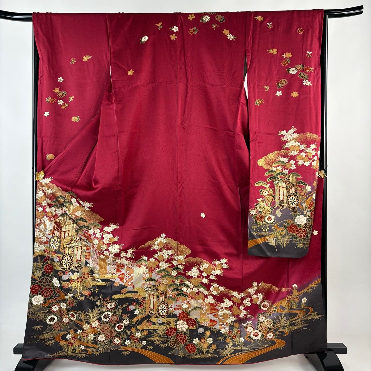 【振袖フルセット】草花 金彩 染め分け 赤 正絹 振袖フルセット落款 熨斗 草花 金糸 金彩 赤 正絹 美品