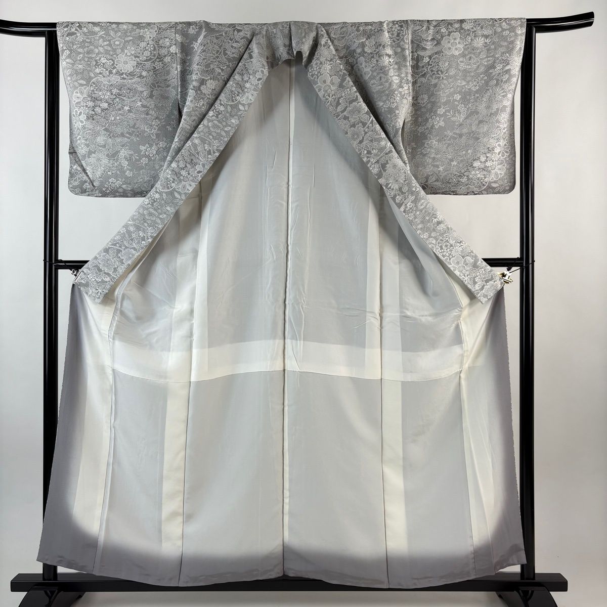  小紋 身丈156 cm 裄丈64 M 袷 草花 雪輪 紋意匠 灰色 正絹 小紋 着物