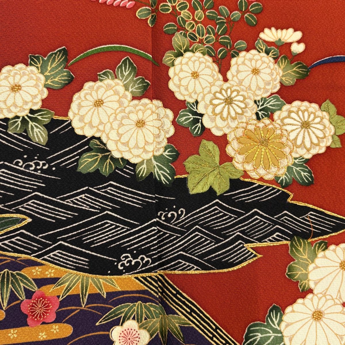 美品】 訪問着 身丈154cm 裄丈62cm S 袷 花井幸子 落款 菊 松竹梅 刺繍